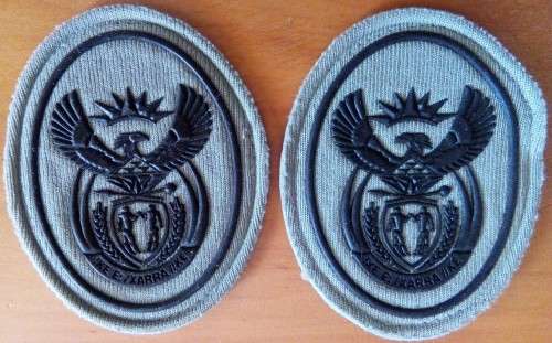 USED  - SANDF - (SOLDIER 2000 IRON ON) WO2 COLLAR RANK PAIR - USED