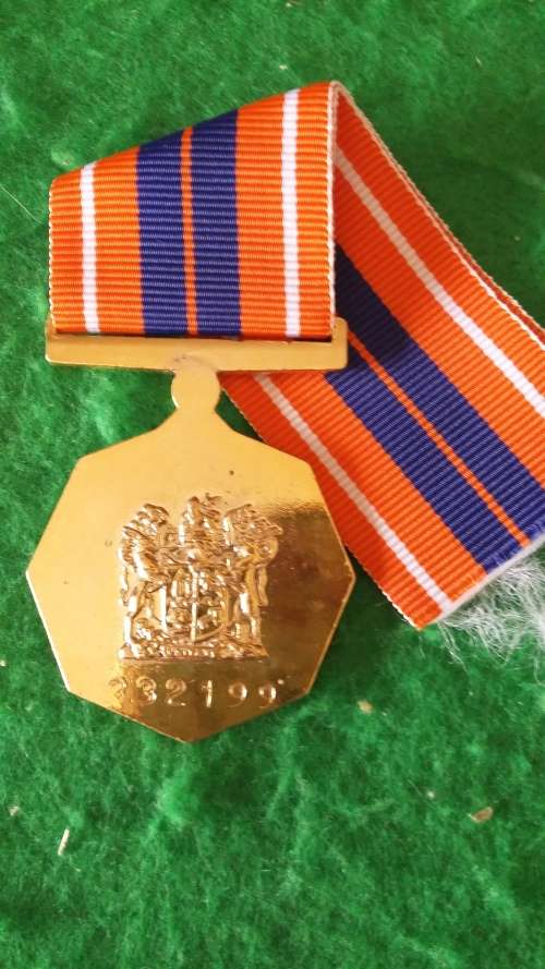 SADF - FULL SIZE PRO PATRIA MEDAL - FLAT ROUNDEL FIXED SUSPENDER