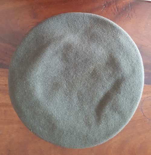 1987 / 88 (RIFLEMAN) SWATF - BERET SIZE 59 (UNUSED)