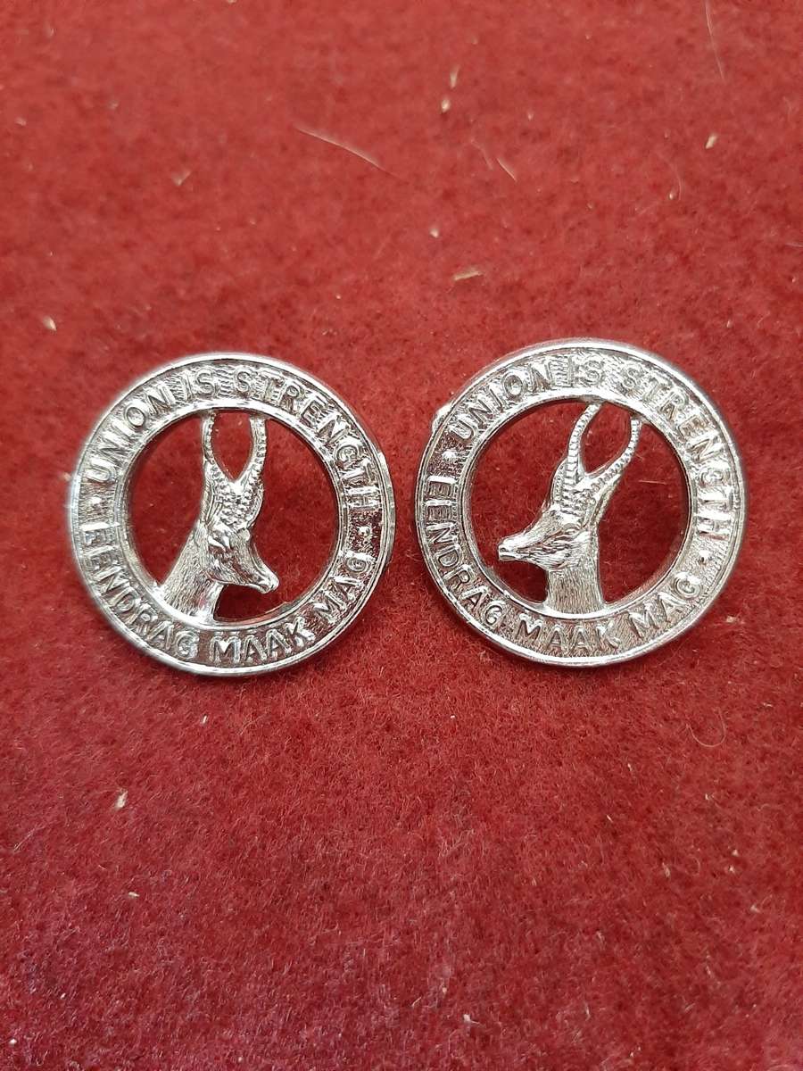 SADF -- GENERAL SERVICE COLLAR BADGES -- ALL PINS INTACT