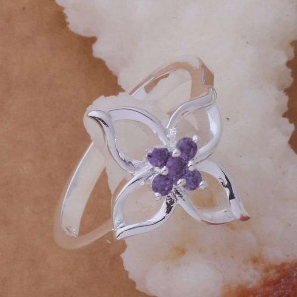 Beautiful silver flower ring with CZ - size 8