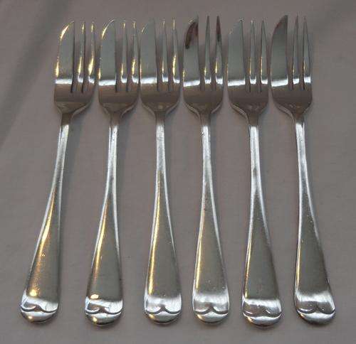 NO RESERVE .E.P.N.S Set Of Six Old English Pattern Cake Forks