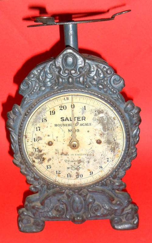 Vintage Salter Scale (1-20 Ponds)