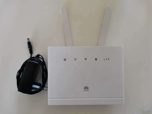 Huawei B315 s-936 LTE WiFi Router (Uses Simcard)