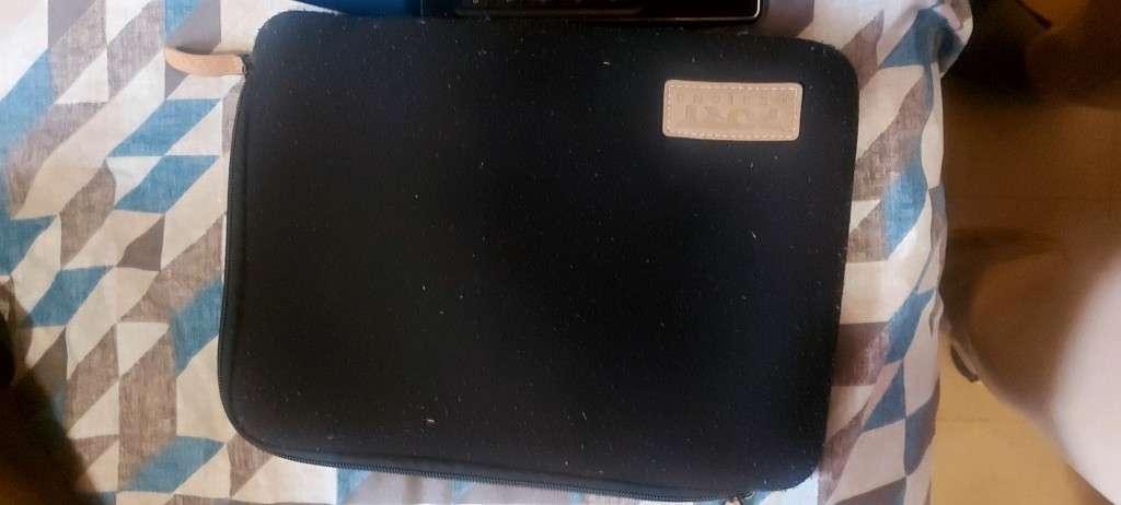 Lenovo Miix 310 windows Tablet / laptop 2in1