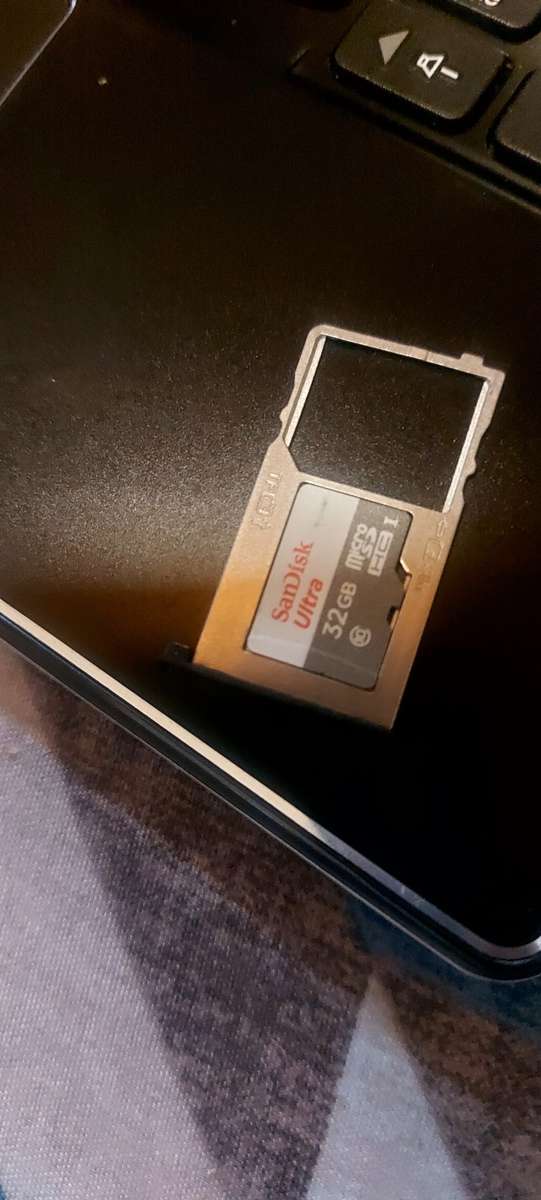 Lenovo Miix 310 windows Tablet / laptop 2in1