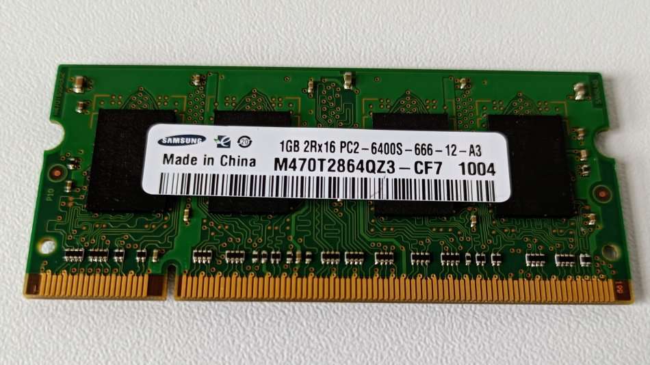 Samsung 1GB DDR2-667 laptop RAM (original HP part)
