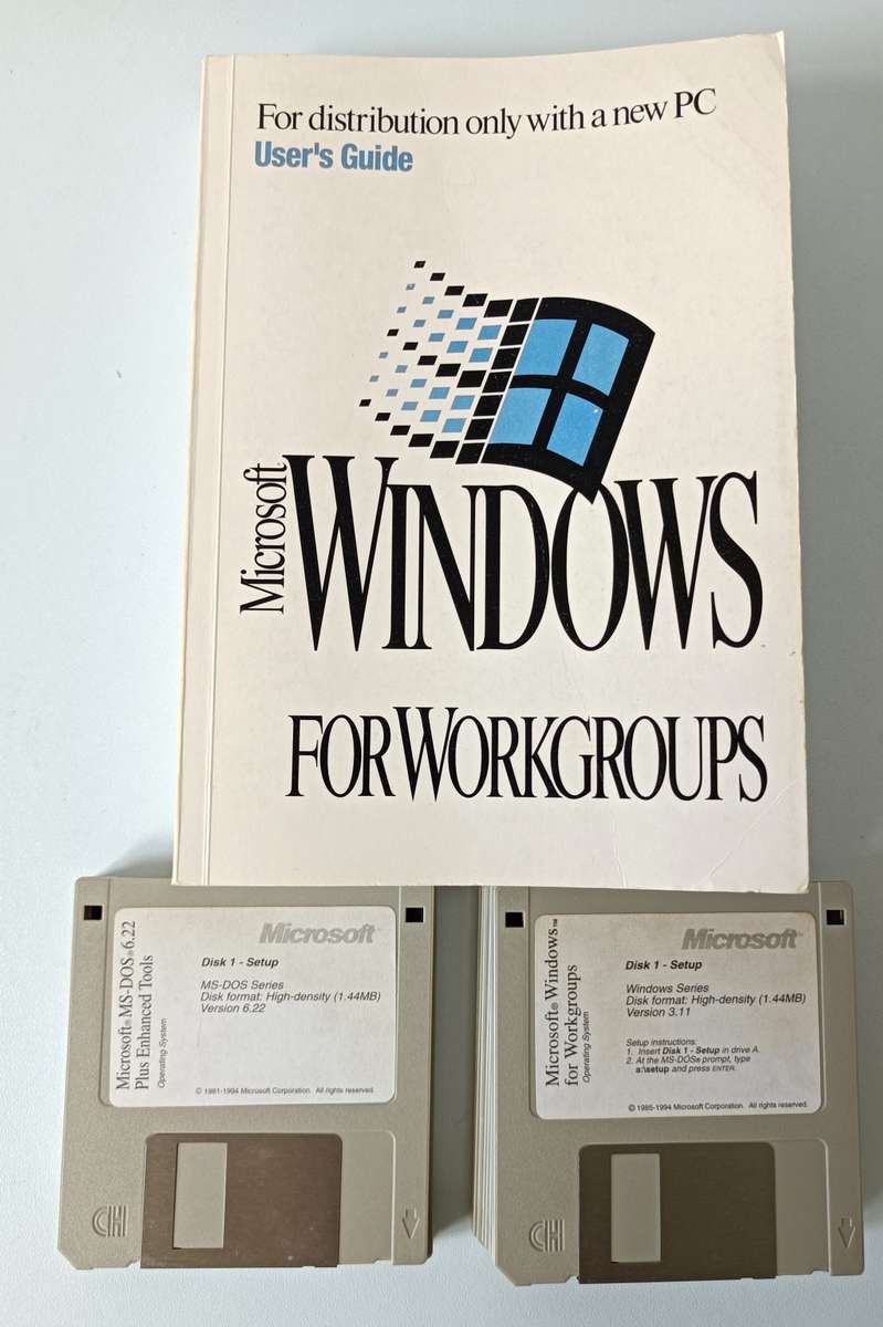 Windows 3.11 and MS-DOS 6.22 original install floppies and manual