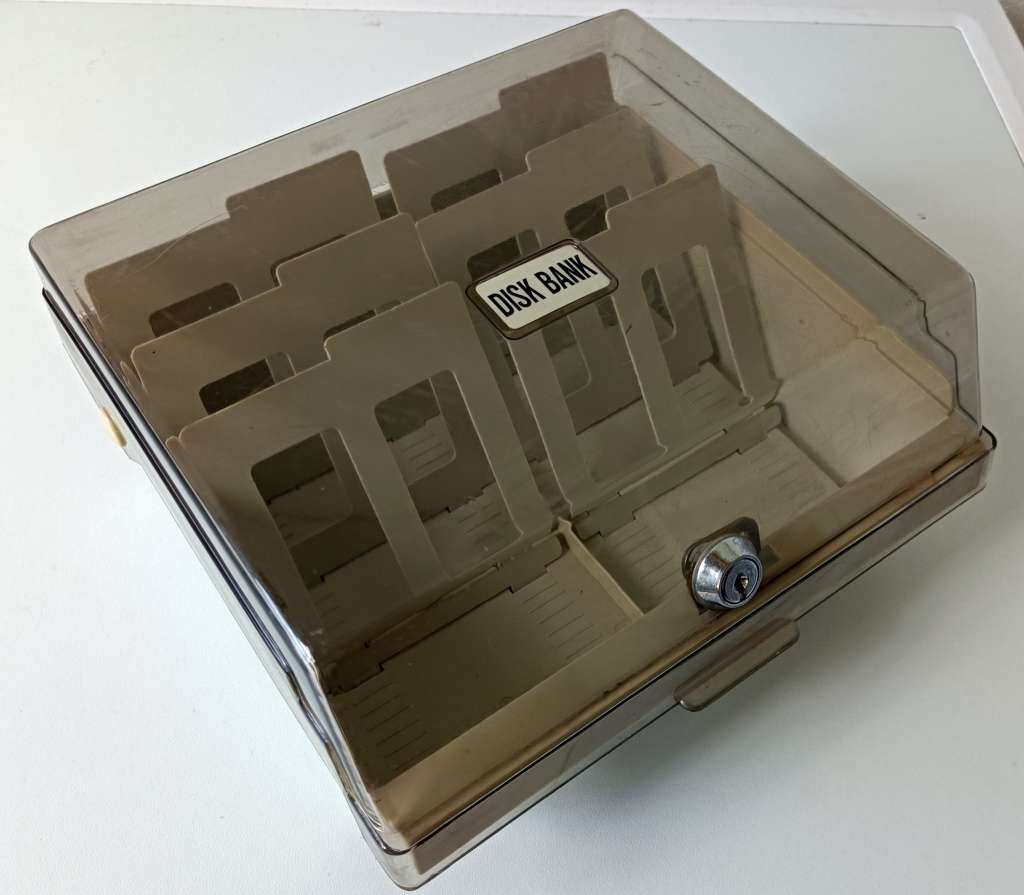 Floppy Disk Bank for 30 x 1.44mb 3.25` disks