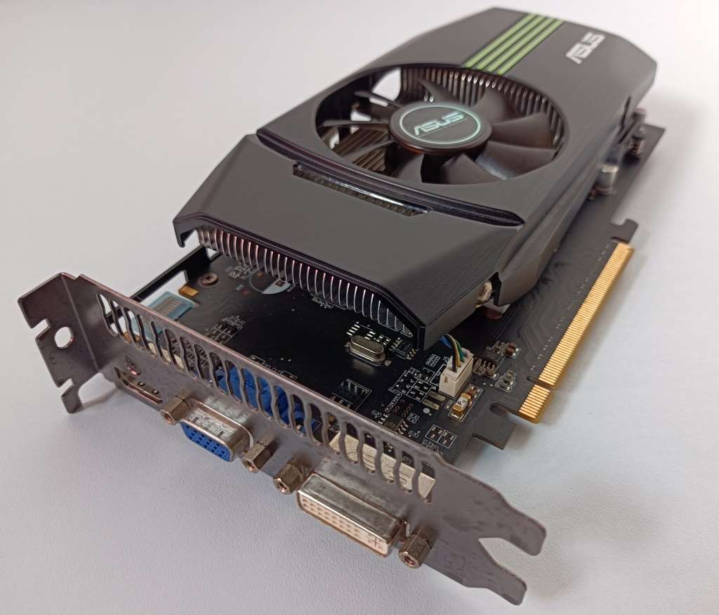 GeForce GTS 450 | 1GB GDDR5 | HDMI, VGA, DVI | In original box