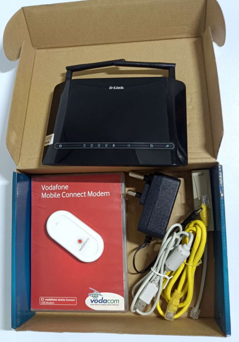 D-Link Router + Huawei Modem | Works on 3G with VodaCom and MTN (Takes SIM card) | In original box