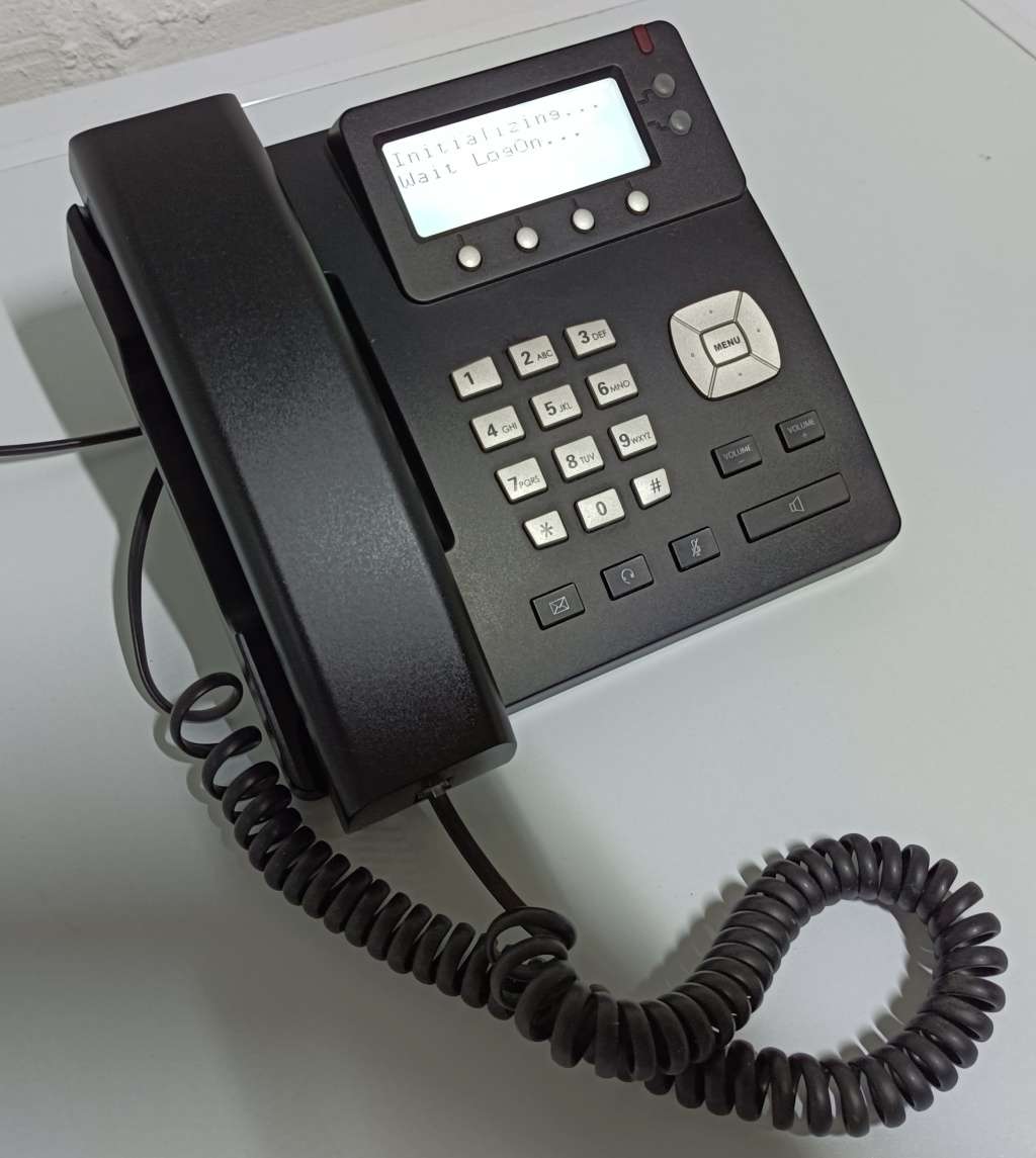 Actom AT620P IP Phone | Voice Over IP | Dual SIP accounts | Backlit LCD screen