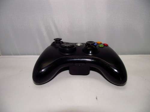 XBOX 360 WITH REMOTE