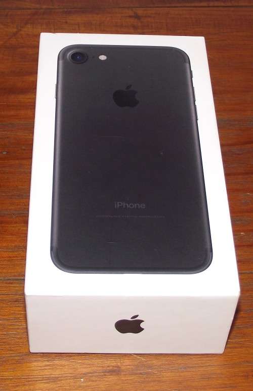 iphone 7 32gb in box