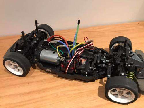TAMIYA TT02  RC CAR