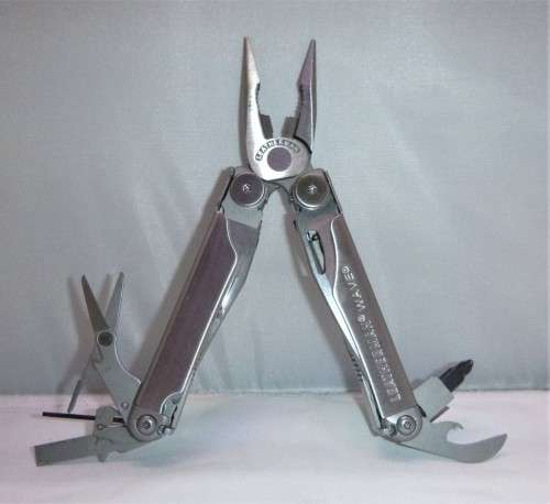LEATHERMAN WAVE
