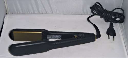GHD GOLD SERIES WIDE PLATE PROFFESIONAL HAIR STRIGHTENER