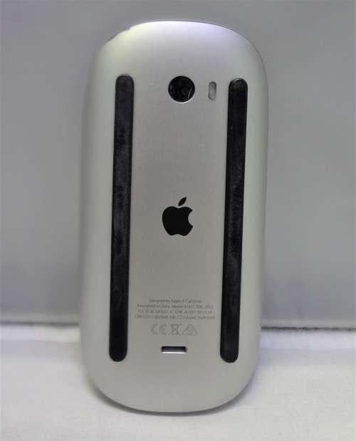 APPLE KEY BOARD AND MOUSE