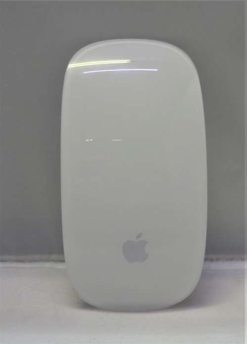 APPLE KEY BOARD AND MOUSE
