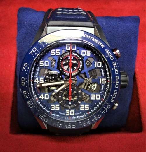 TAG HEUER CARRERA RED BULL