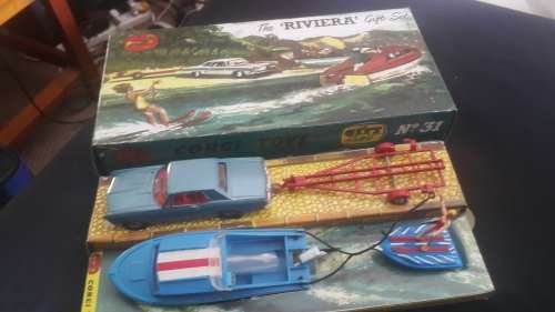 CORGI GIFT SET 31 BOX