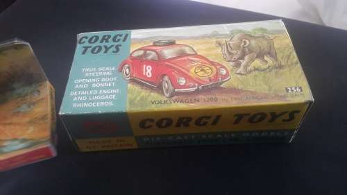 CORGI VOLKSWAGEN SAFARI