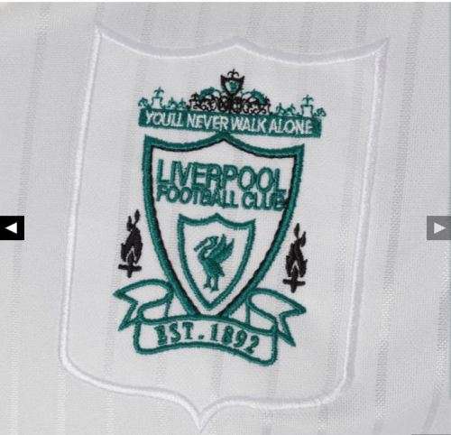 95-96 Liverpool Away Jersey Green/White - Large (Retro)