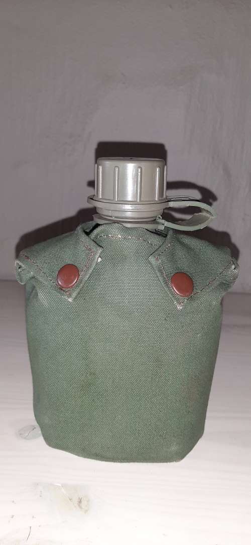 * ORIGINAL * - RHODESIAN BUSH WAR PATTERN 69 CANTEEN POUCH & WATERBOTTLE ( FEREDAY & SONS ? ).