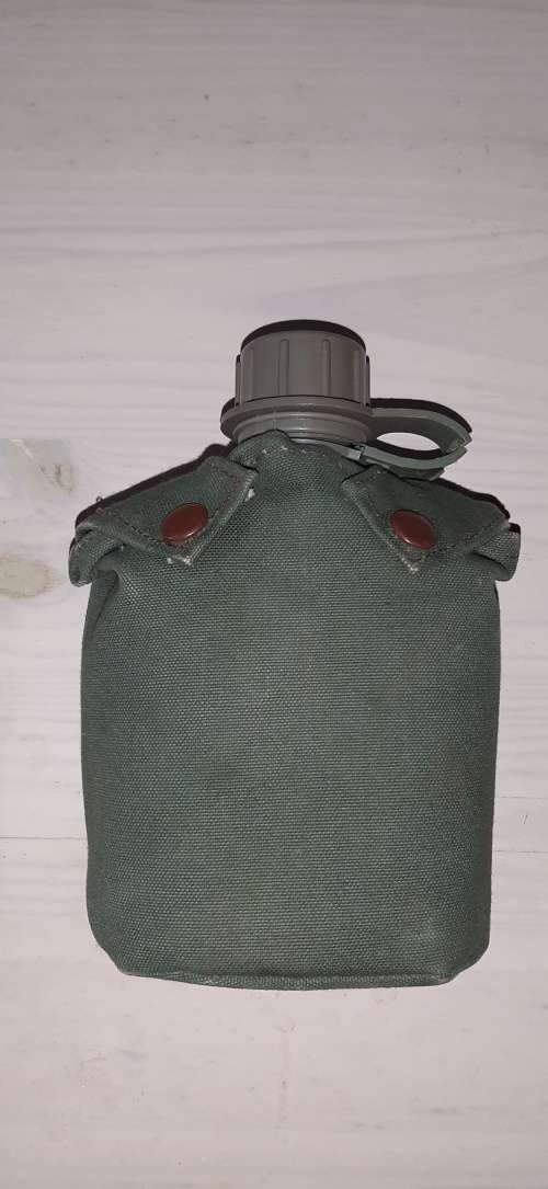 * ORIGINAL * - RHODESIAN BUSH WAR PATTERN 69 CANTEEN POUCH & WATERBOTTLE ( FEREDAY & SONS ? ).