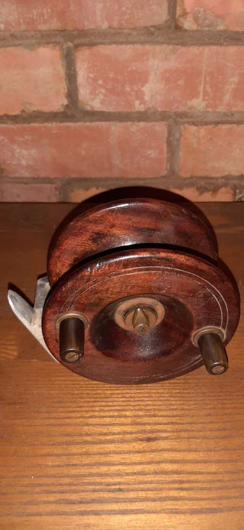 ** ANTIQUE - LARGE DEEP SEA FISHING REEL BY F. COOMBS **