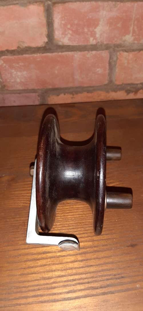 ** ANTIQUE - LARGE DEEP SEA FISHING REEL BY F. COOMBS **