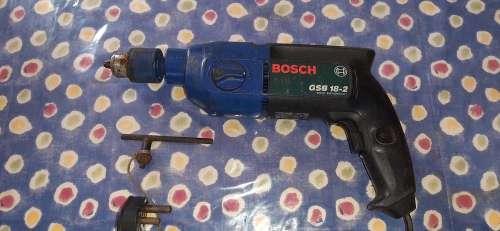 ** Bosch GSB 18-2  600 Watt Power Drill .**