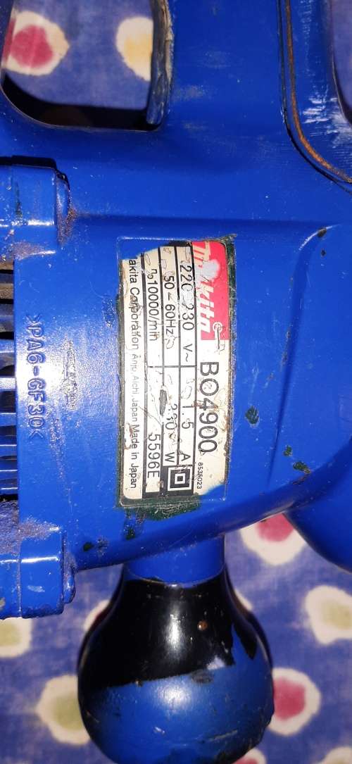 ** MAKITA Belt Sander 330 Watt  BO 4900 .**