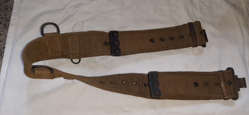 ** Rhodesian Bush War : Pre-1969 Olive Green D-Ring Suspension Web Belt (Complete).**