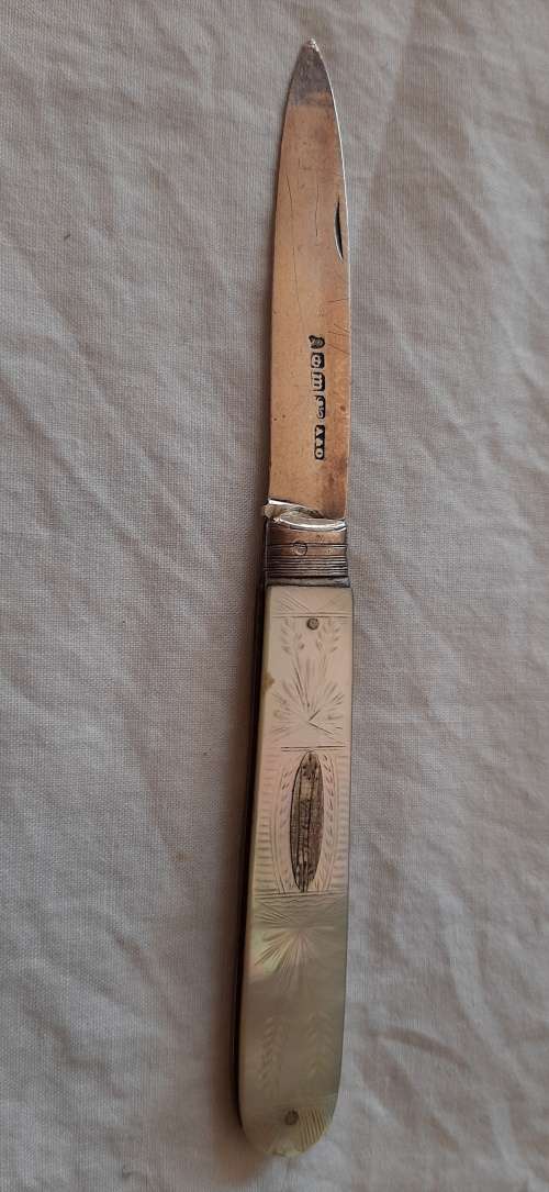 ** STUNNING- Atkin and Oxley , George III (1794) .925 Silver and Mother of Pearl Knife (14cm).**