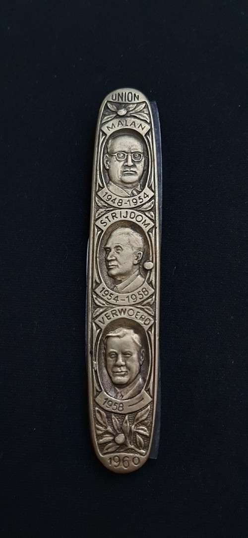 ** ORIGINAL : 1910 - 1960 State President`s Union of South Africa Pocket Knife by Solingen.**