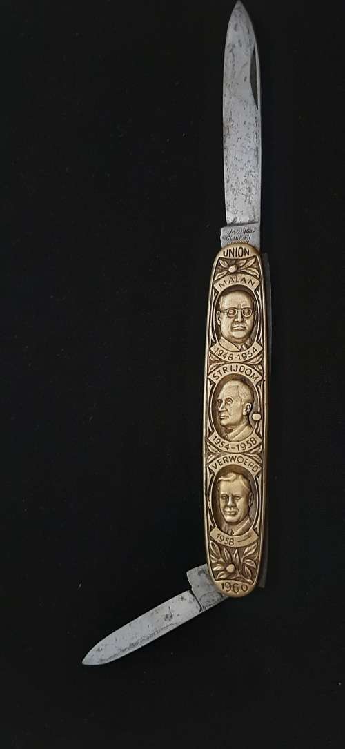 ** ORIGINAL : 1910 - 1960 State President`s Union of South Africa Pocket Knife by Solingen.**