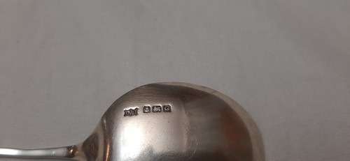 **ORIGINAL- 1931 Charles Wilkes .925 Sterling Silver Sugar Spoon (Birmingham) [21,68g].**