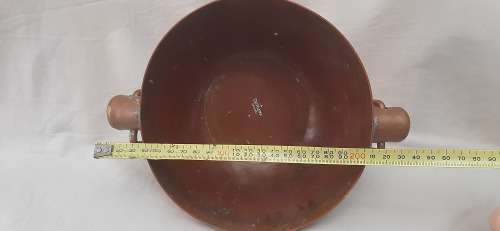 **ORIGINAL-  De Klerk Copper Hammered Medium Standing Bowl (24cm x 10cm).**