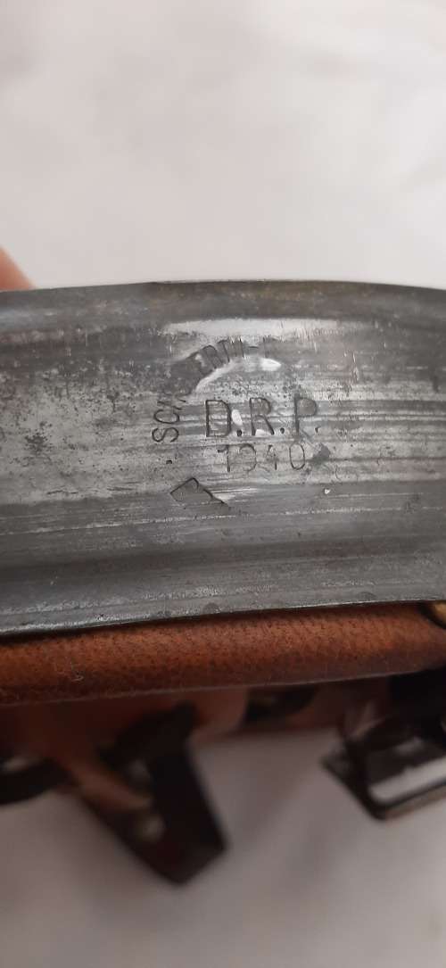 **ORIGINAL- WW2 German M40 Combat Helmet (Sachsische Emaillier und Stanzwerke 64).**