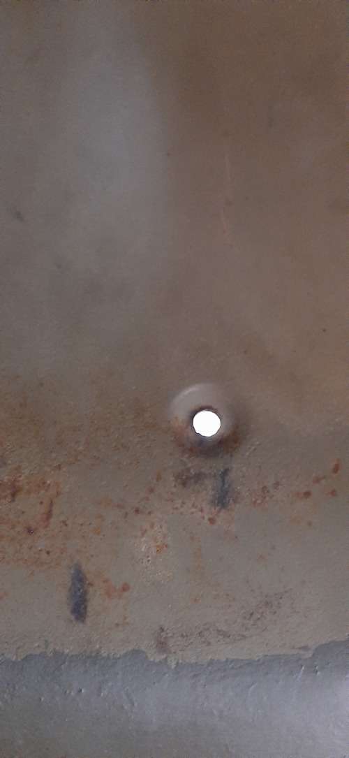 **ORIGINAL- WW2 German M40 Combat Helmet (Sachsische Emaillier und Stanzwerke 64).**