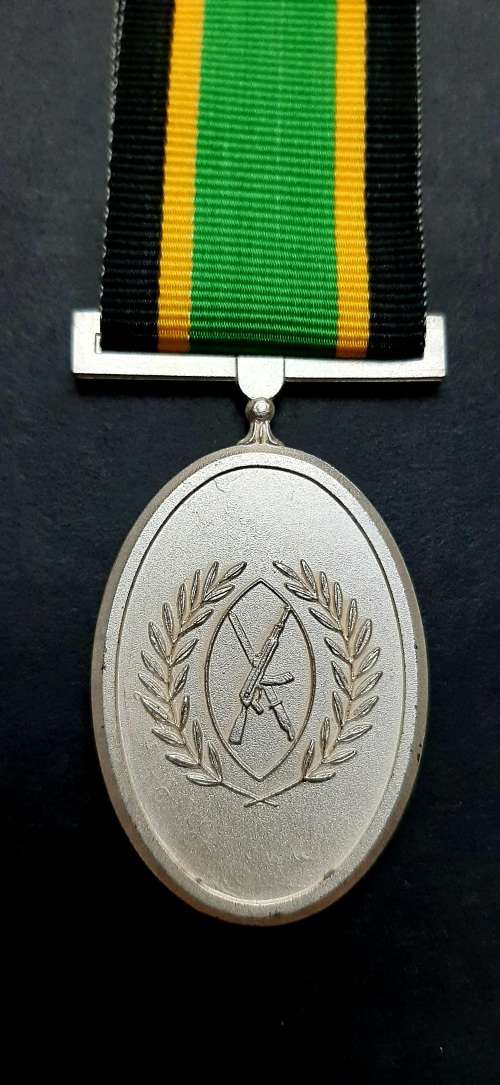 ** Azanian Peoples` Liberation Army (APLA) .925 Silver Medal for Exemplary Service [Full-Size].**
