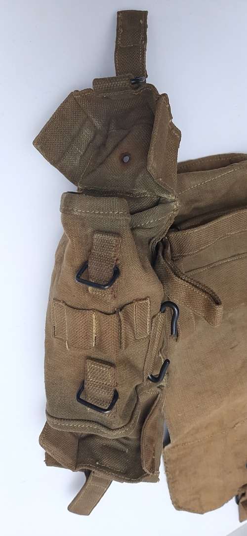 ** Rhodesian Bush War:  Patt.64 Webbing Yoke and Kidney Pouches (Field Used State).**