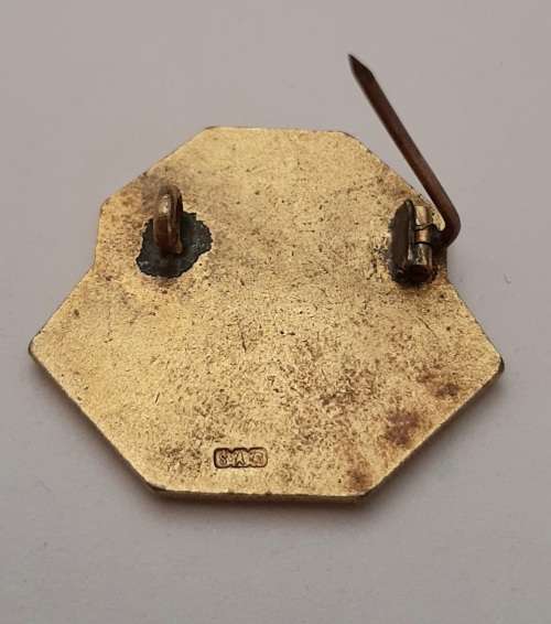 ** WW2 : South African  TOCH War Services Badge (S.A. Mint Marked).**