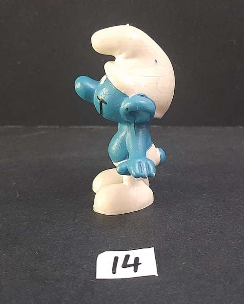 **  1965  ` Normal Smurf` Figurine by Peyo #14  .(Schleich, W. Germany)  [4cm]  **  