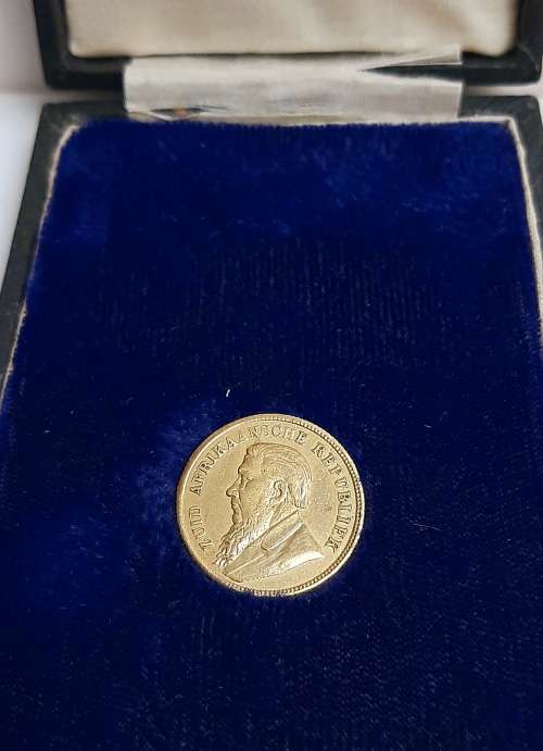 ** REPLICA : Gold-Plated 1896 Z.A.R Een Pond Coin w/ Presentation Case (Imitation).**