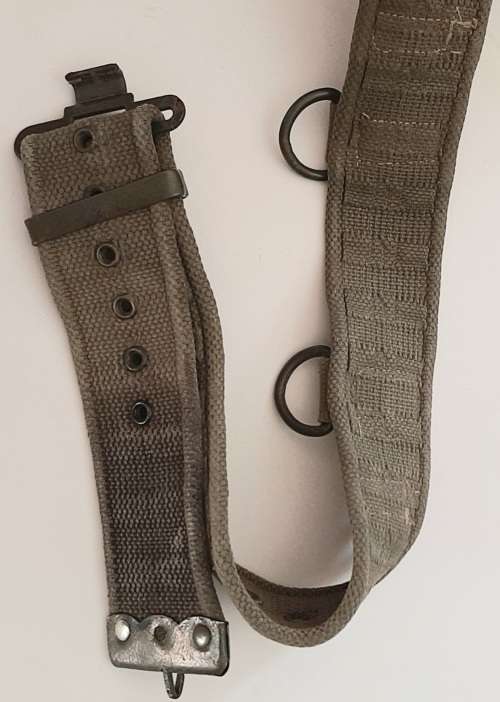 ** Rhodesian Bush War:  Patt.64 Webbing Belt and Ammunition Pouch Combo (Field Used).**
