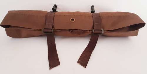 ** Border War:  1978  S.A.P / SADF  Nutria Brown Groundsheet w/ Spring Clips (1,8 m x 0,9 m).**