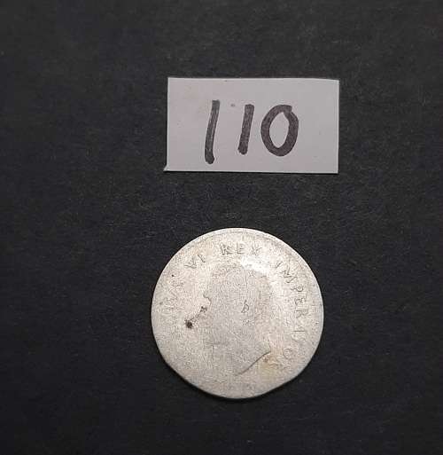 ** 1942  South Africa Silver 3 Pence Coin  #110  (AG) .**