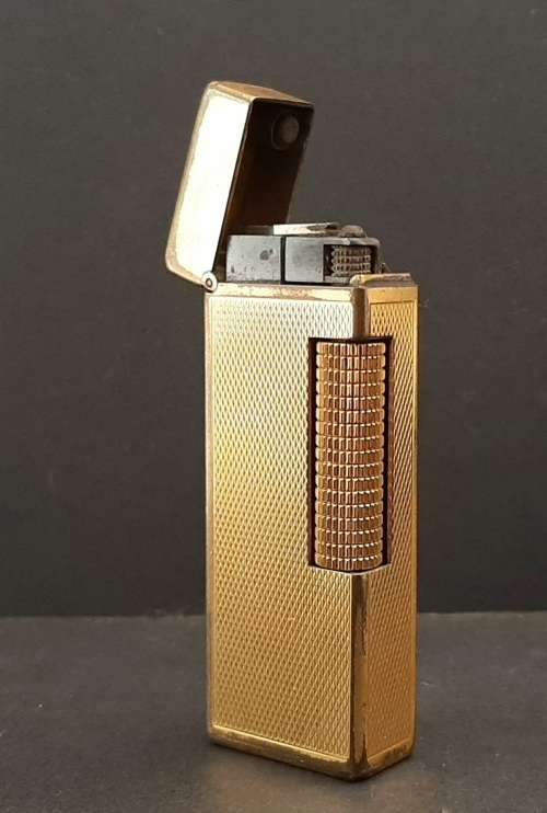 ** 1960s Gold-Plated Swiss Dunhill `Rollagas` Gas Lighter (UNTESTED).**